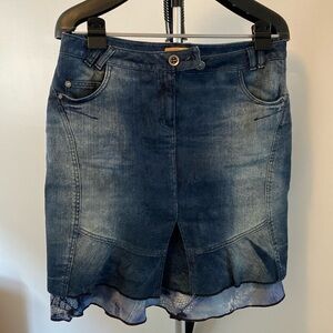 Crisca Women’s jean skirt